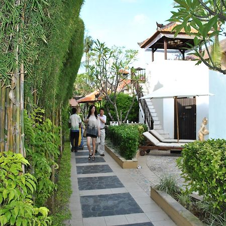 The Lagoon Bali Pool Hotel And Suites Легиан Экстерьер фото