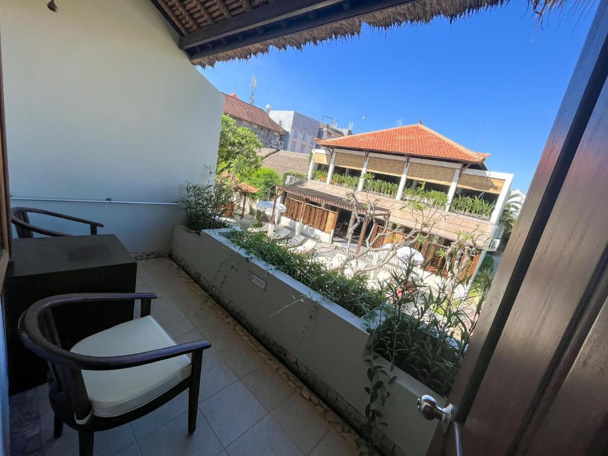 The Lagoon Bali Pool Hotel And Suites Легиан Экстерьер фото