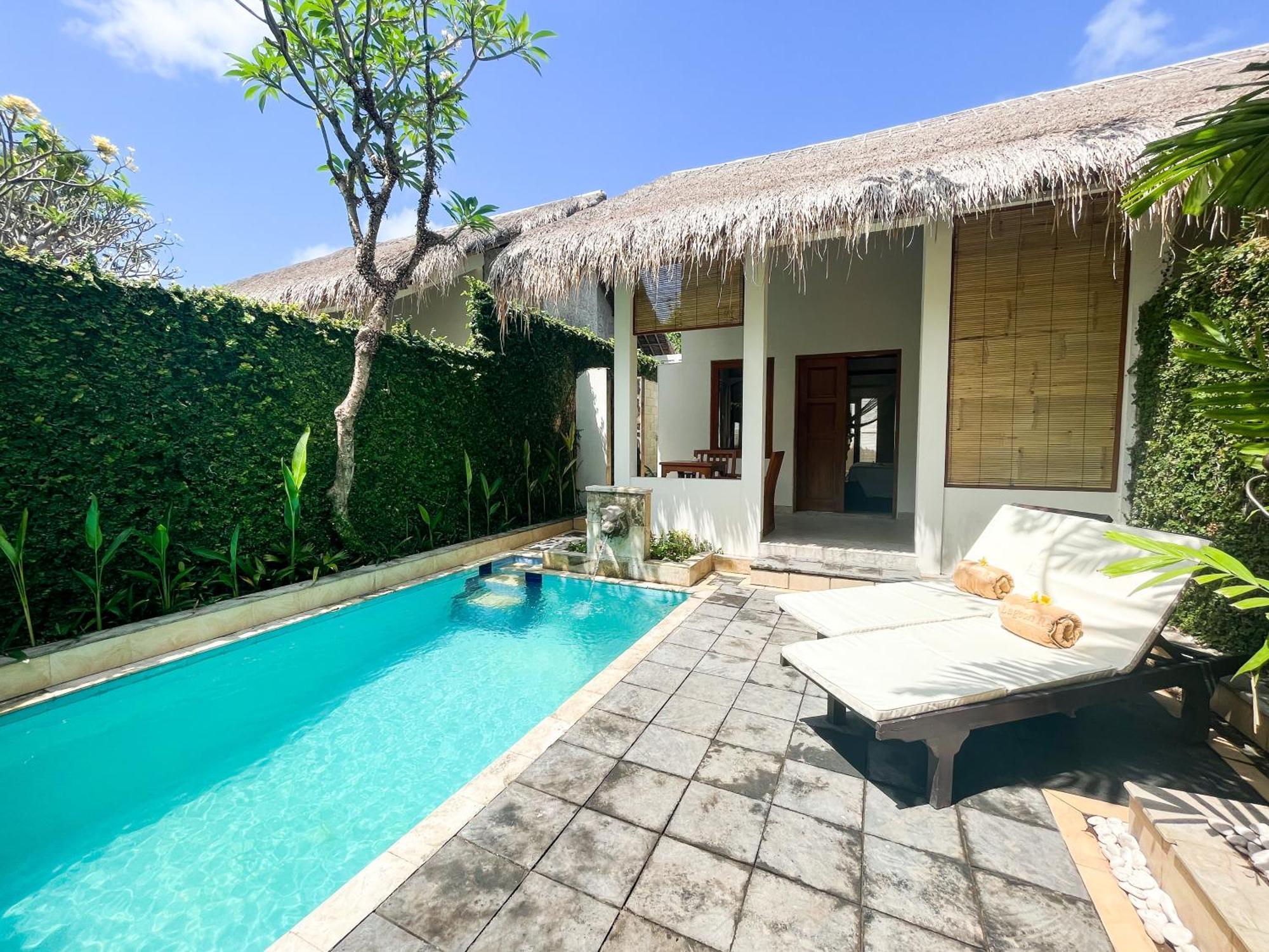 The Lagoon Bali Pool Hotel And Suites Легиан Экстерьер фото