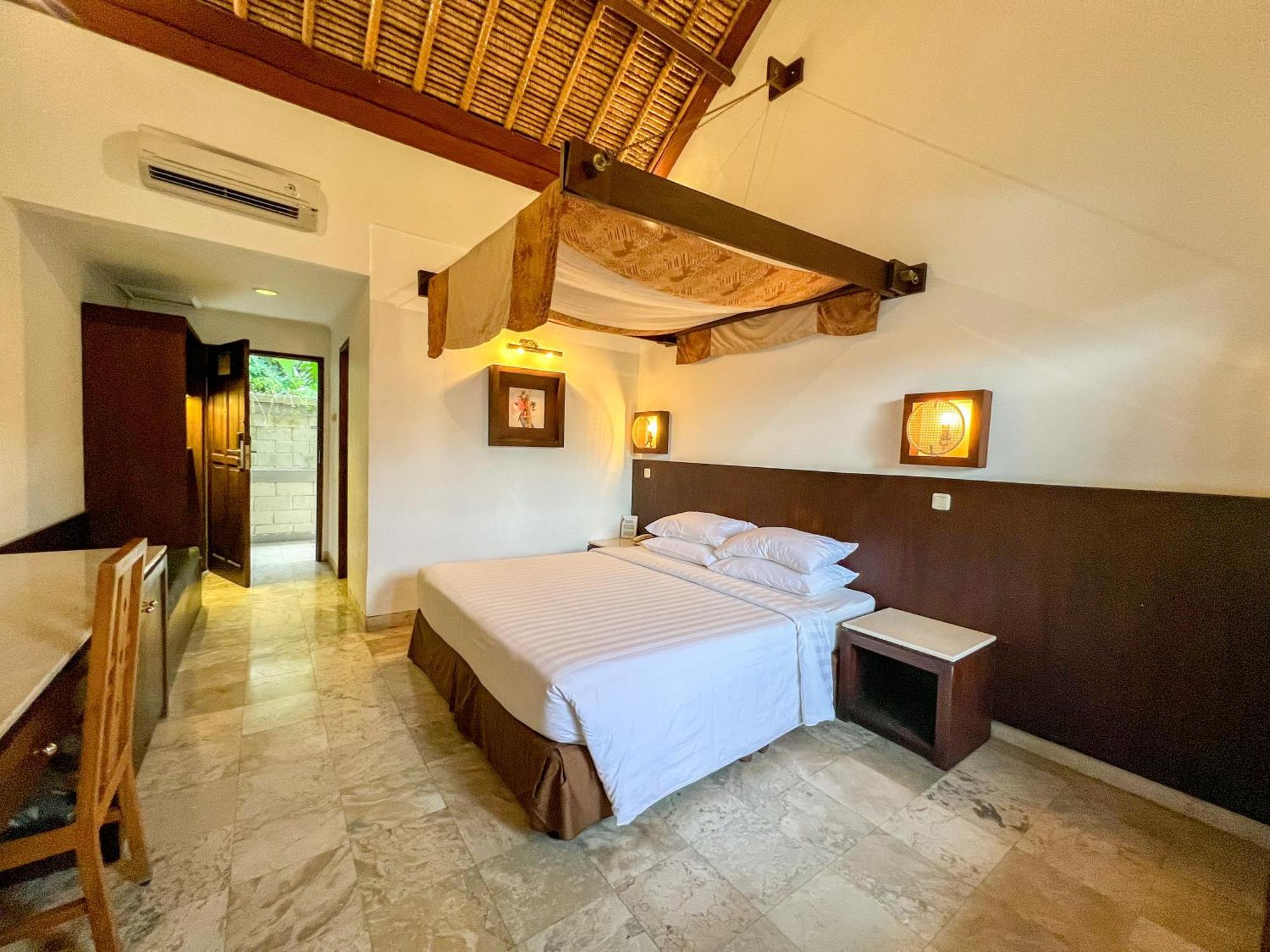 The Lagoon Bali Pool Hotel And Suites Легиан Экстерьер фото