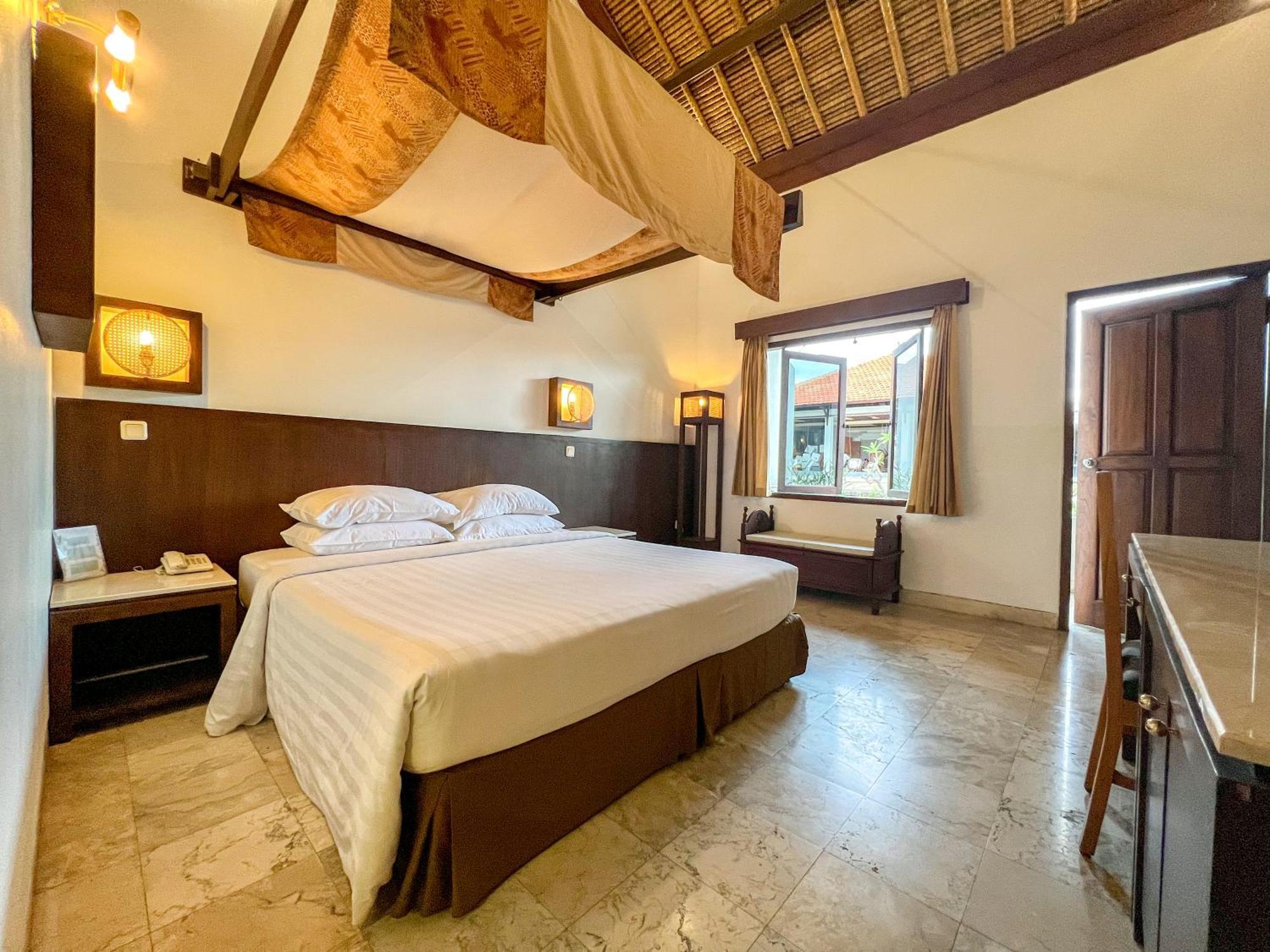 The Lagoon Bali Pool Hotel And Suites Легиан Экстерьер фото