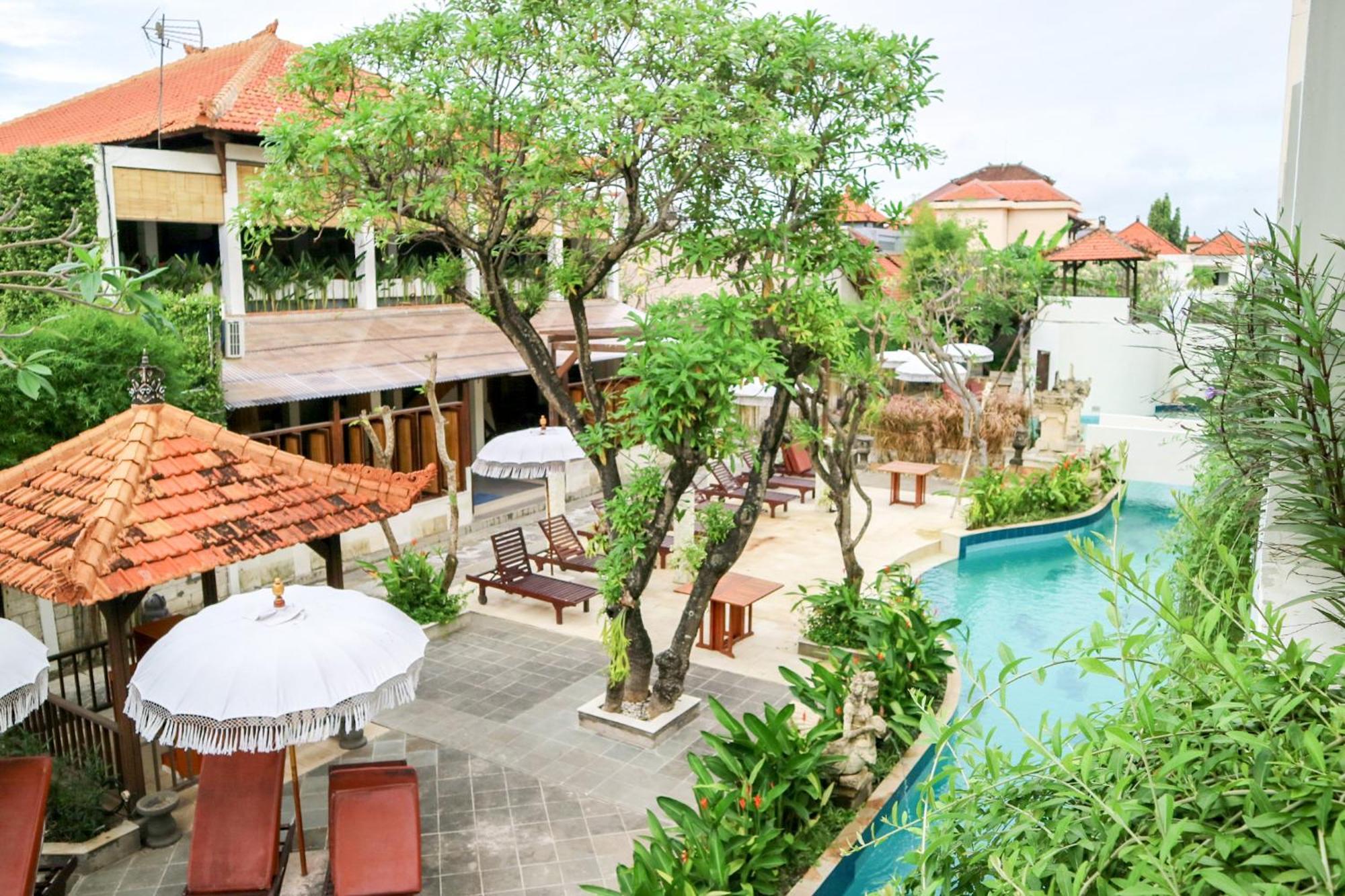 The Lagoon Bali Pool Hotel And Suites Легиан Экстерьер фото