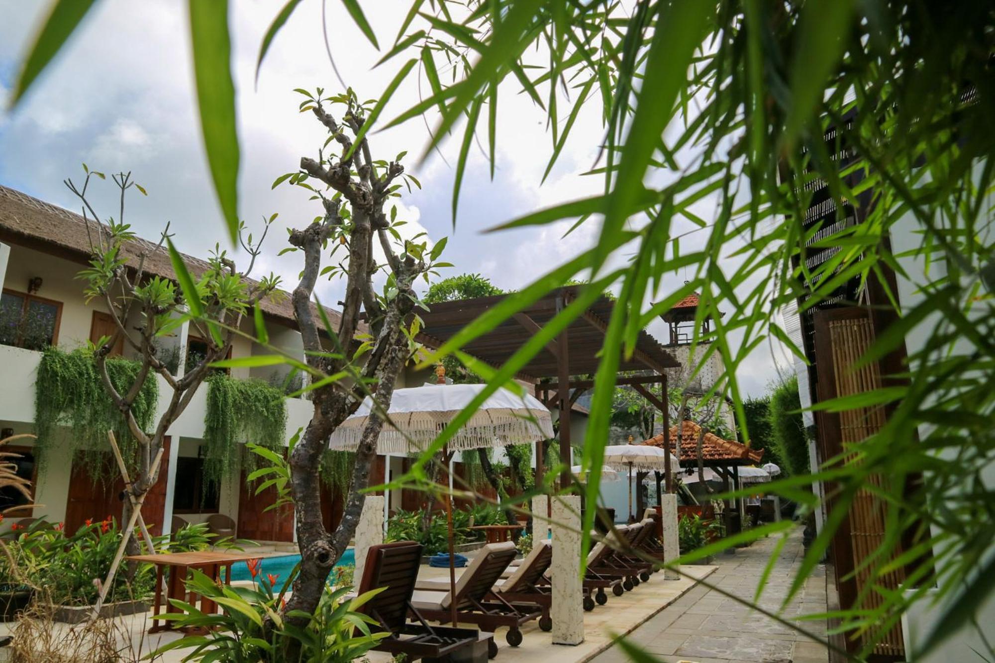 The Lagoon Bali Pool Hotel And Suites Легиан Экстерьер фото