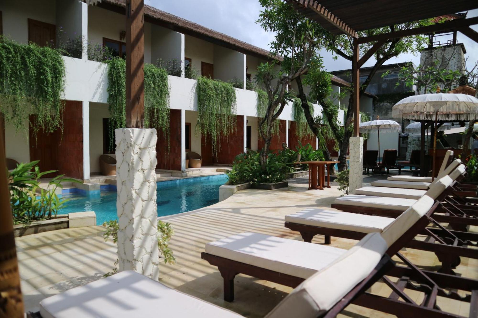 The Lagoon Bali Pool Hotel And Suites Легиан Экстерьер фото