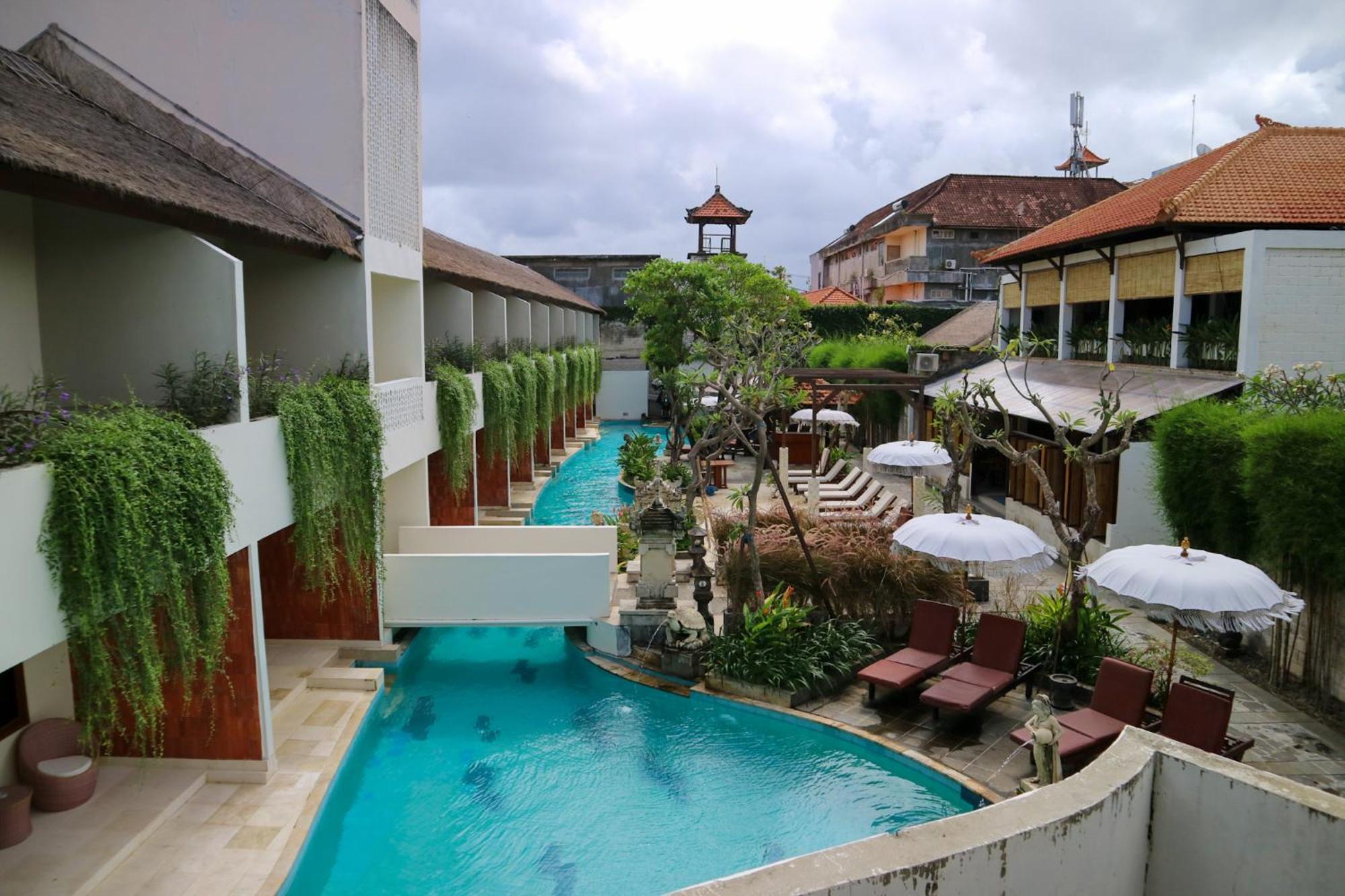 The Lagoon Bali Pool Hotel And Suites Легиан Экстерьер фото